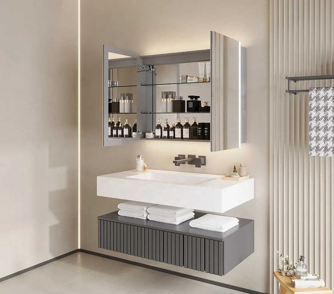 Illuminated Mirror Cabinet vs. Standard Bathroom Mirror: Which Provides Better Functionality?