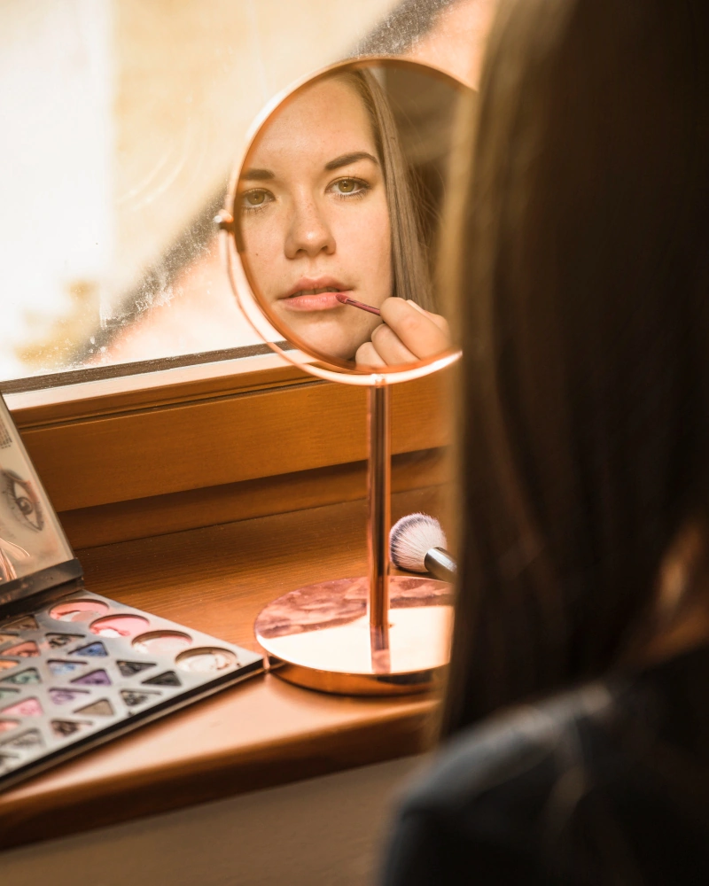 Why A Quiet Makeup Mirror Is The Best Bathroom Upgrade In 2026